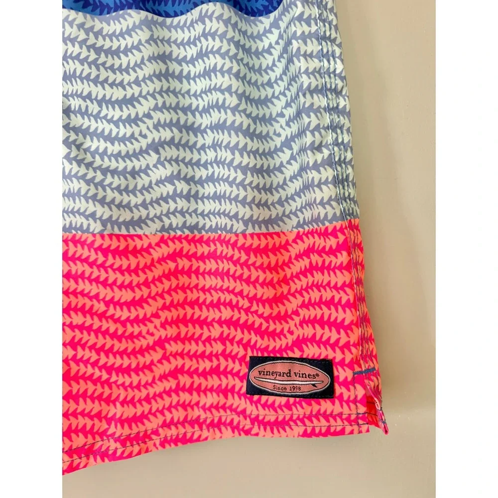 Vineyard Vines Boys' Printed Chappy Swim Trunks Bathing Suit Blue Pink M/12-14